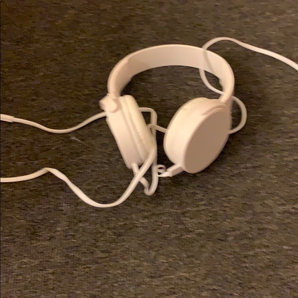 Headphones